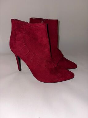 Journee Collection Cress Red Suede Ruffle Ankle Booties Size 9